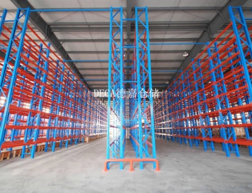 重型仓储货架图片